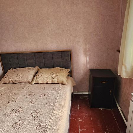 Guesthouse Ttt-1 Тбилиси Екстериор снимка