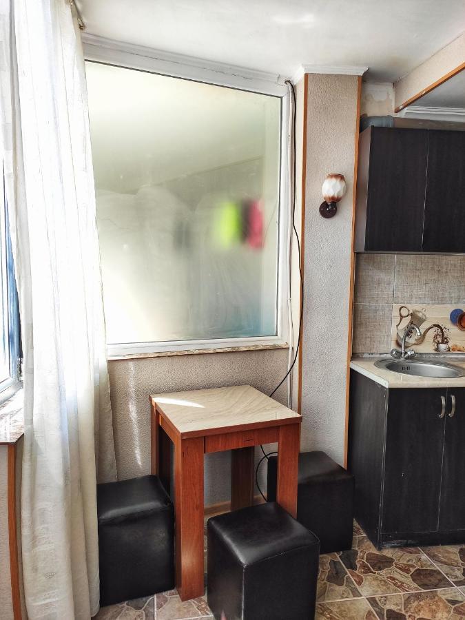 Guesthouse Ttt-1 Тбилиси Екстериор снимка